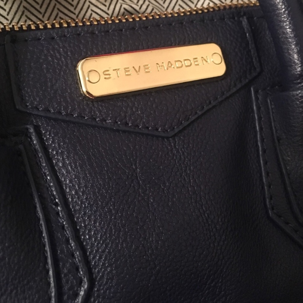 Steve Madden crossbody bag